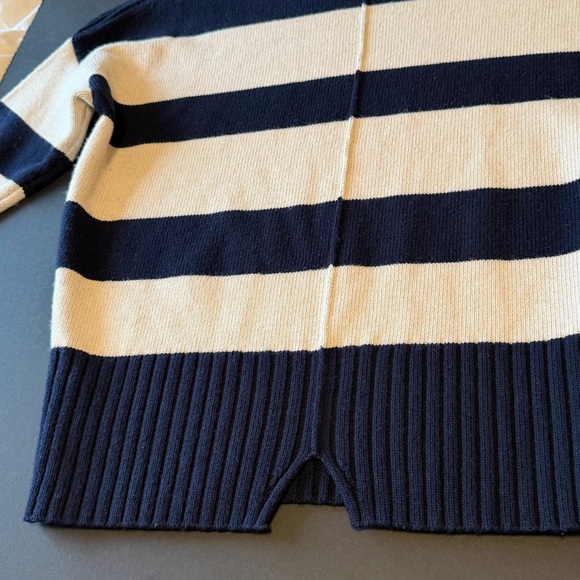 BROCHU WALKER CY Striped crewneck Sweater cream and navy blue, size XS - Picture 10 of 14